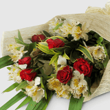 Bouquet of 6 red roses with white rados