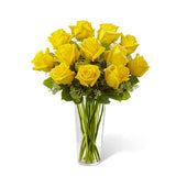 Vase of twelve yellow roses of China's finest