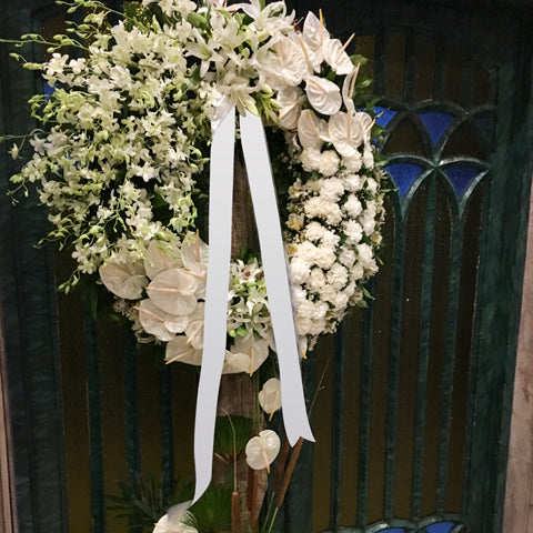 Circular wreath arrangement 2