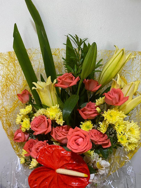 1 DOZEN ROSE WITH ANTHURIUMS LILIES AND MUMS